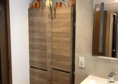 badspezialist-persch-gaeste-wc-mit-designnische-und-wand-wc-10-10