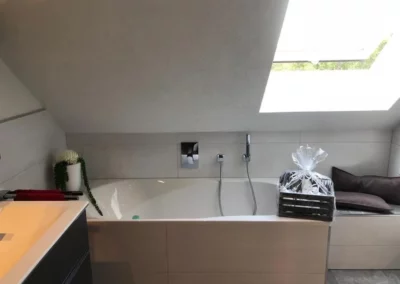 badspezialist-persch-walk-in-dusche-mit-akzentfliesen-08-04
