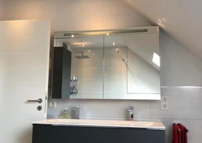 badspezialist-persch-walk-in-dusche-mit-akzentfliesen-08-08